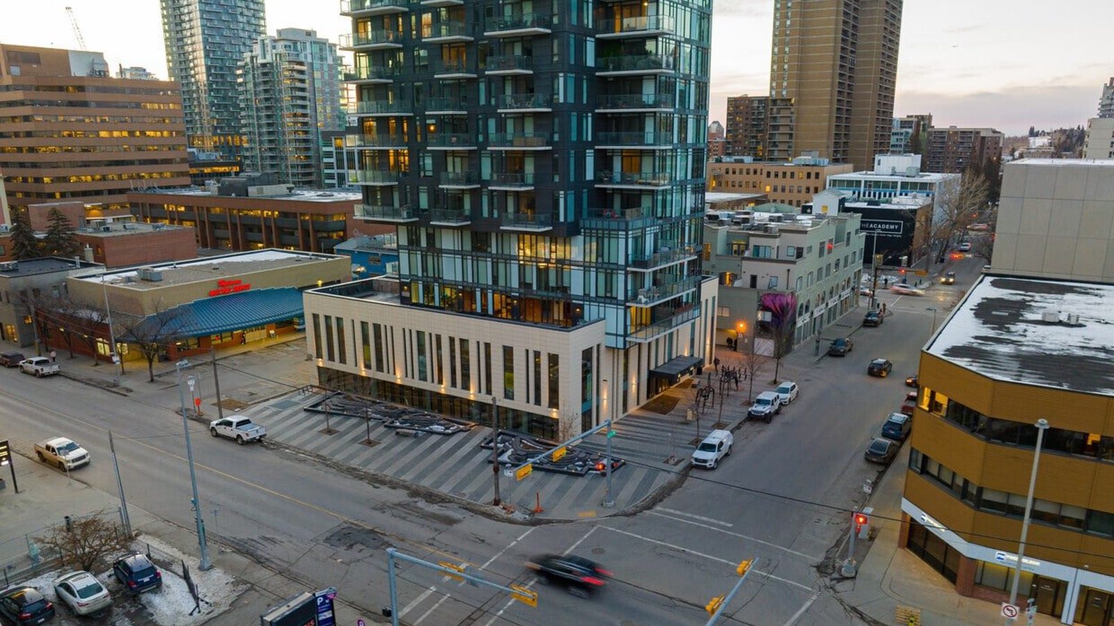6th and Tenth