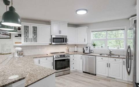 Emerald Ridge Apartment