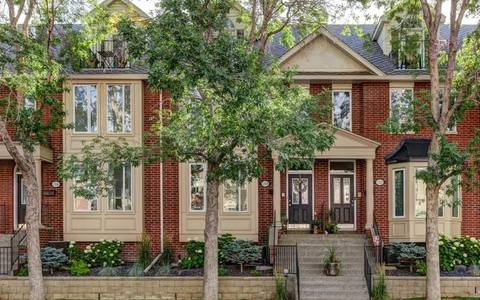 Erlton Brownstones