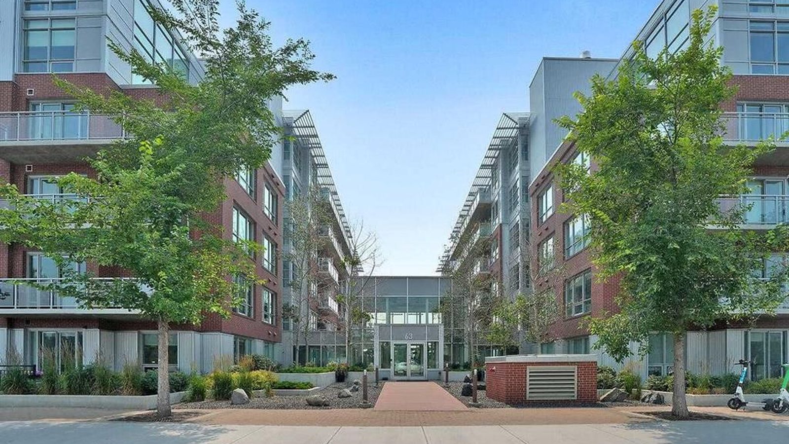 Inglewood Place