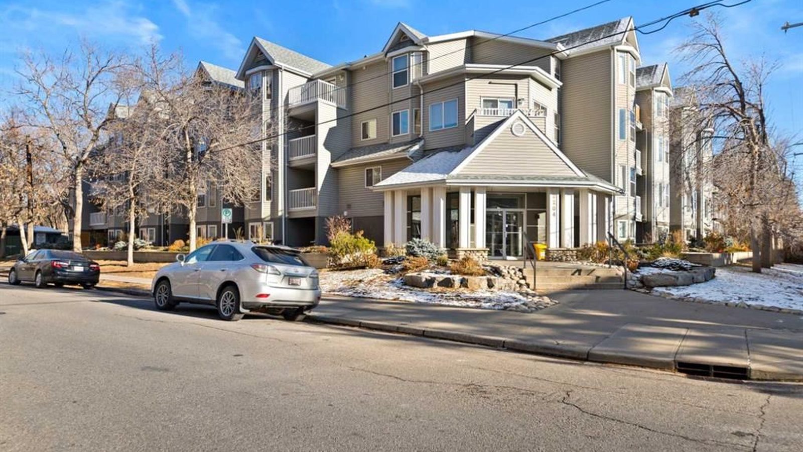 Riverview Place