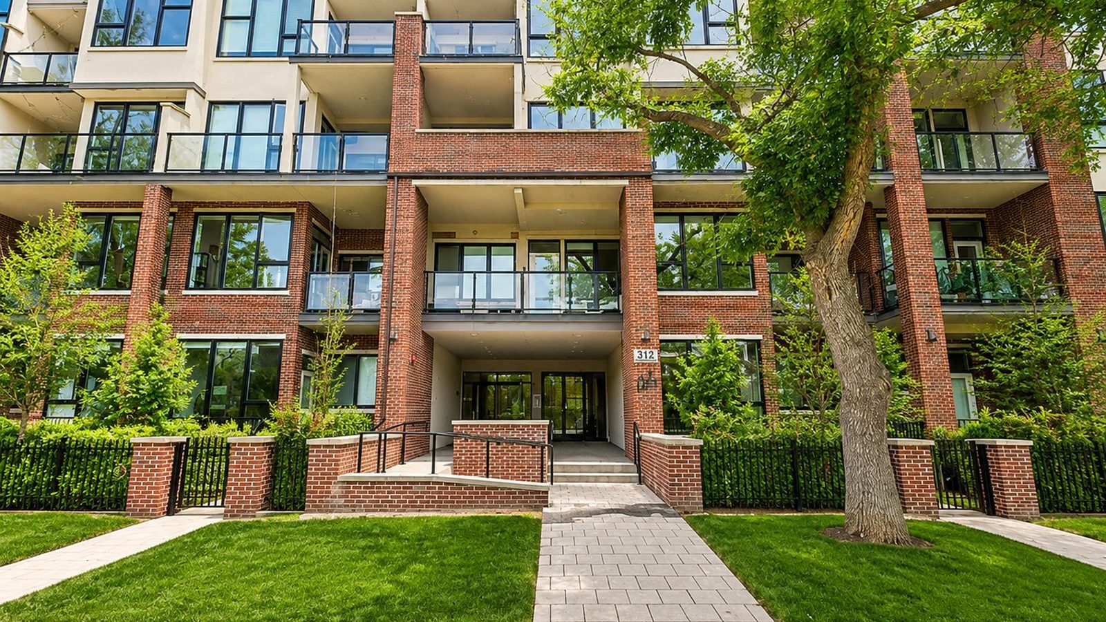 Tela Calgary