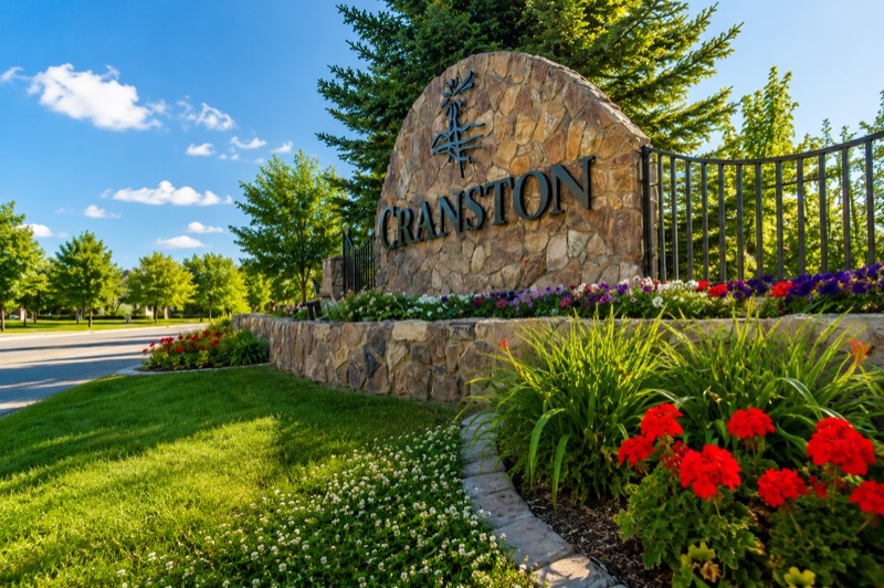 Cranston Riverstone homes above Fish Creek Park