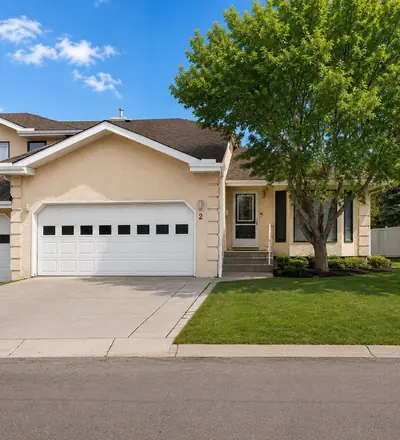 Calgary villas