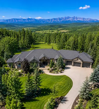 Acreages near Calgary