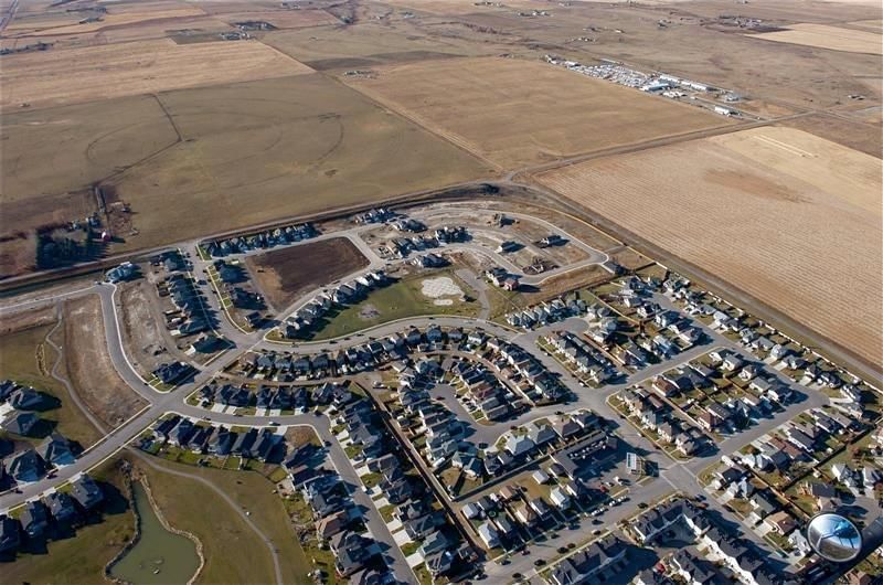 64 STREET NE Coal Trail NW, High River — photo 2 of 6