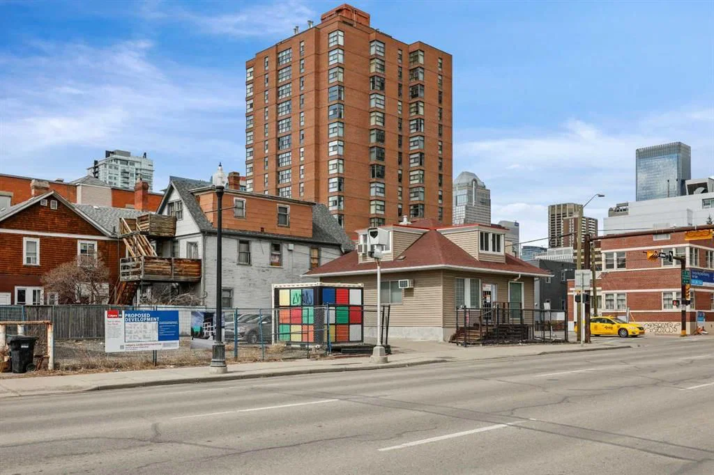 1501 1 Street SE, Calgary — photo 2 of 6