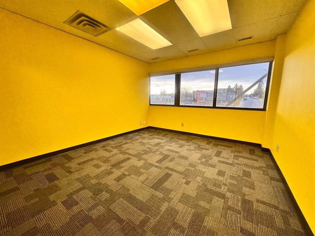 5720 Macleod Trail SW, Calgary — photo 4 of 5