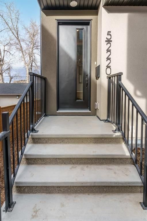 5, 2220 26 Avenue SW, Calgary — photo 2 of 34