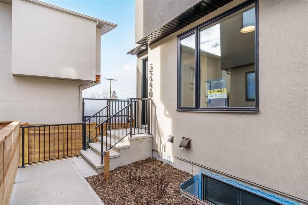 5, 2220 26 Avenue SW, Calgary — photo 3 of 34