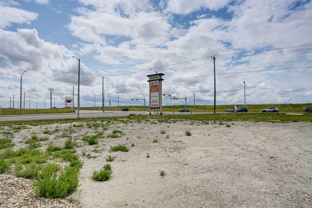 Lot # 5, 3710 104 Avenue NE, Calgary — main listing photo