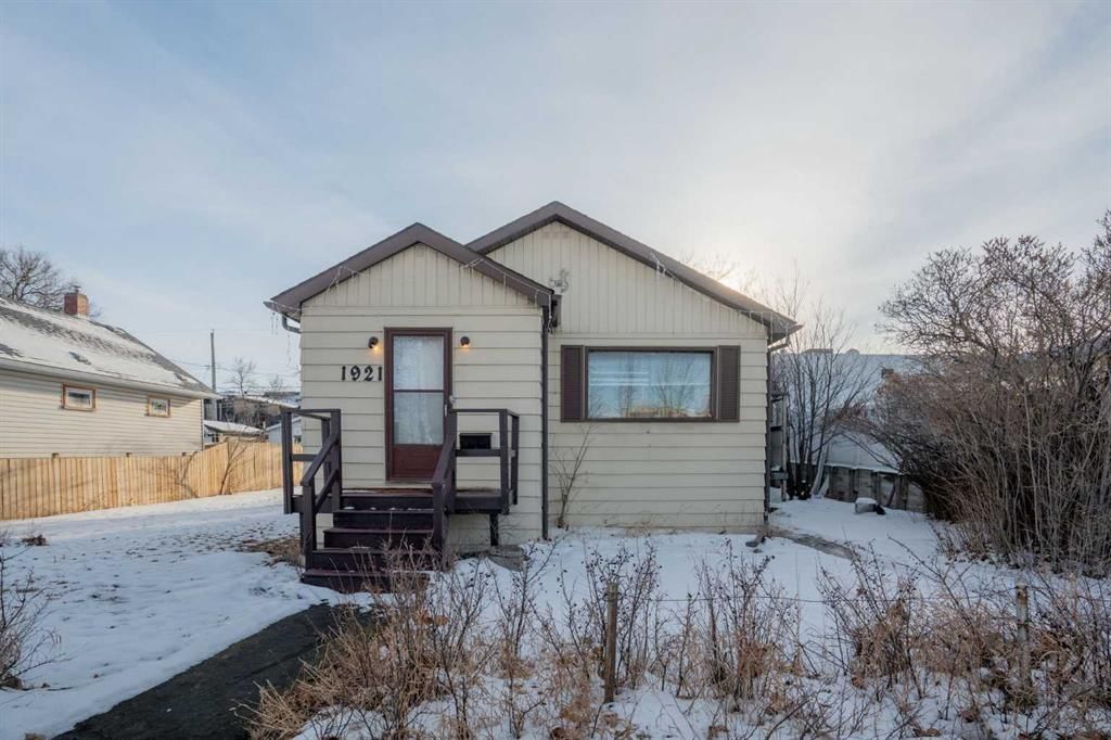 1921 7 Avenue SE, Calgary — main listing photo