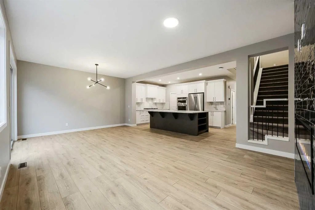 173 Edith Place NW, Calgary — photo 4 of 20