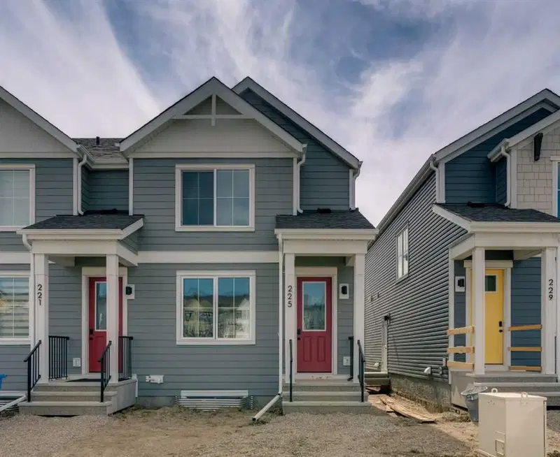 225 Heirloom Way SE, Calgary — main listing photo