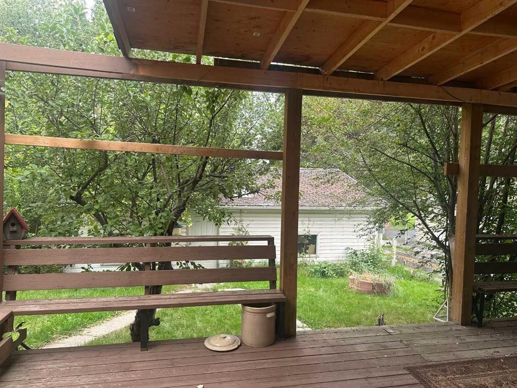 2313 Richmond Road SW, Calgary — photo 3 of 17