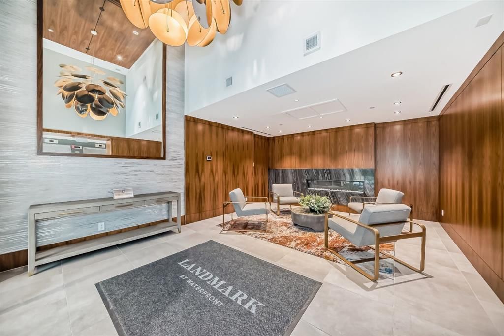 201, 88 Waterfront Mews SW, Calgary — photo 4 of 48
