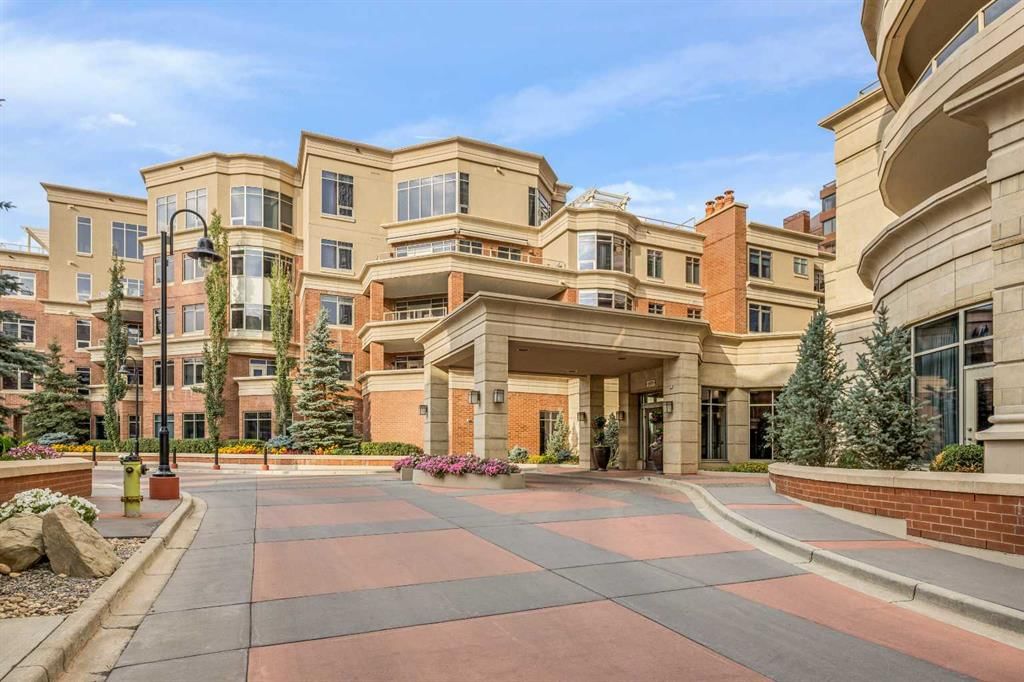 305, 600 Princeton Way SW, Calgary — main listing photo