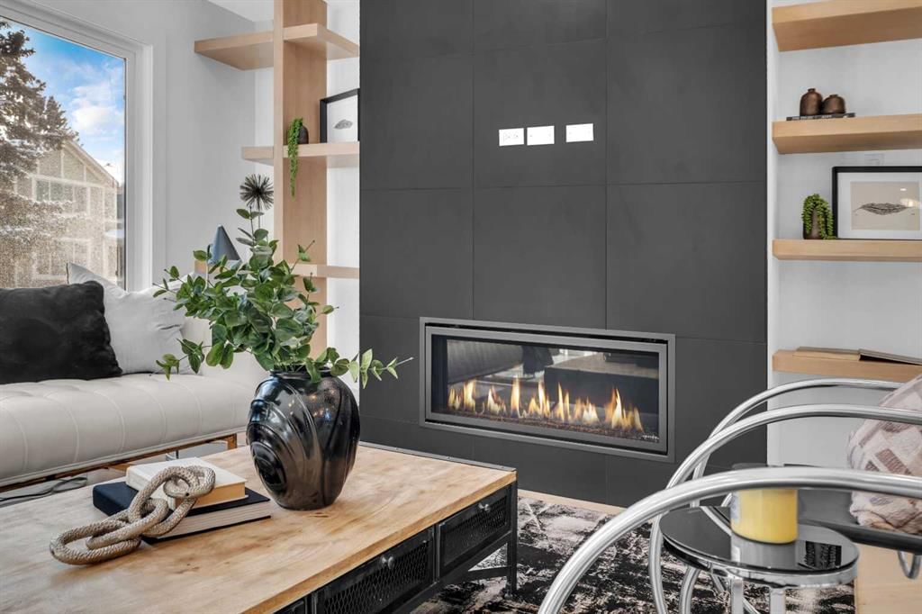 3623 Logan Crescent SW, Calgary — photo 5 of 46