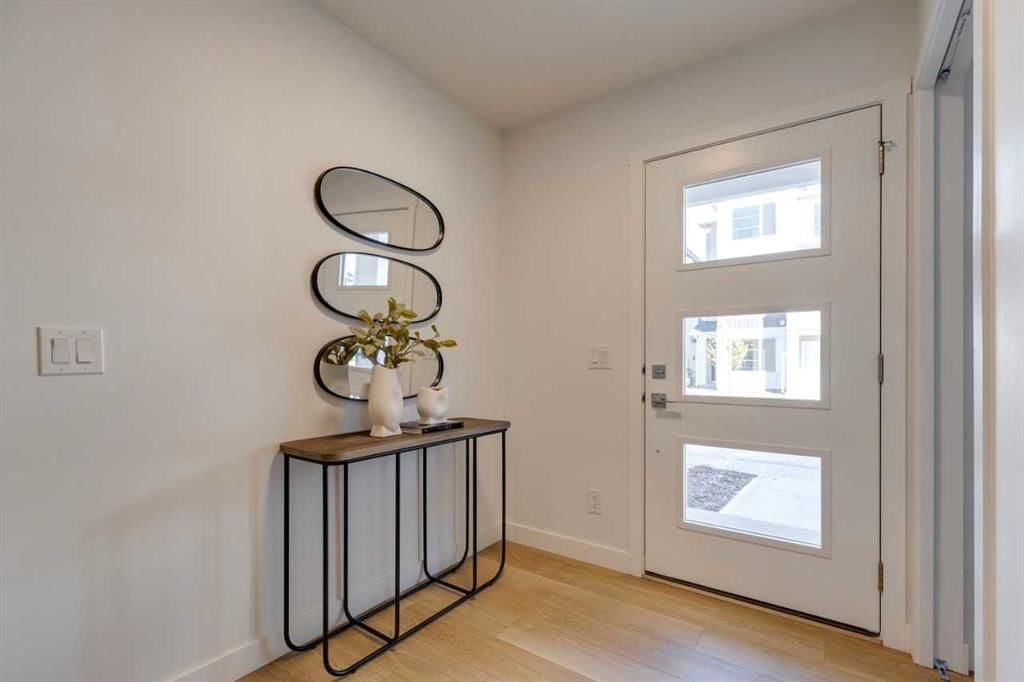 303, 65 Belvedere Point SE, Calgary — photo 3 of 33