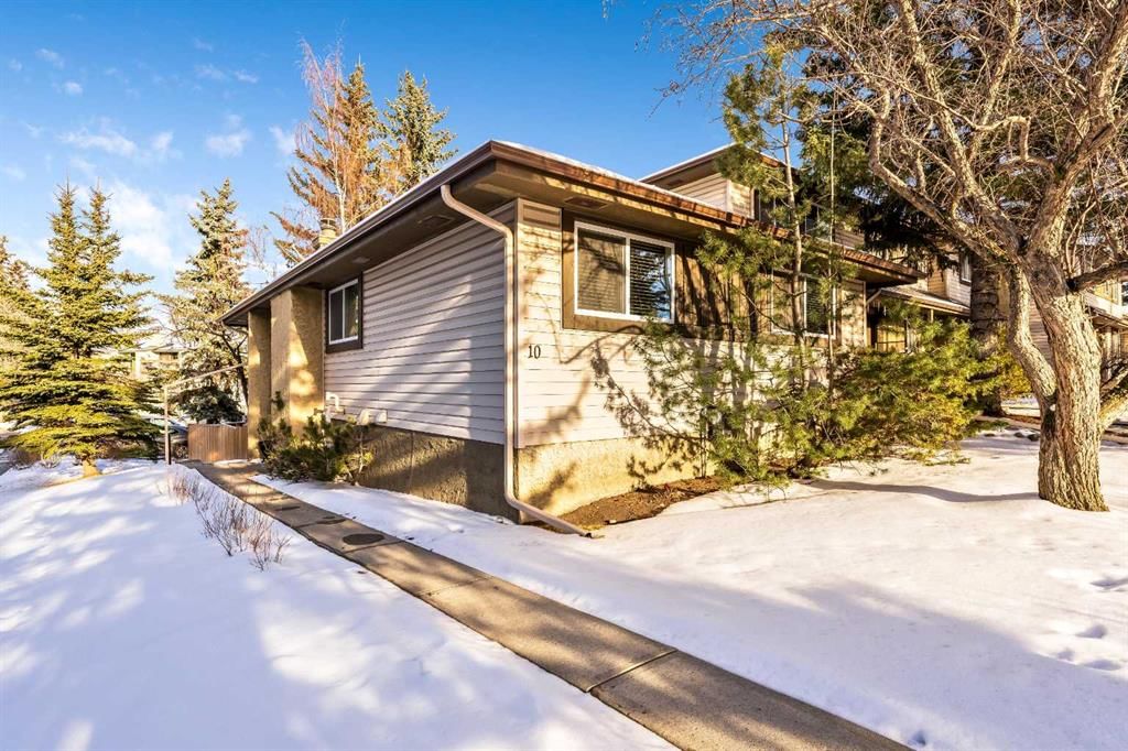 10, 310 Brookmere Road SW, Calgary — photo 3 of 32