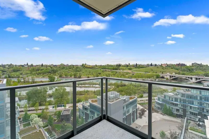 1102, 128 2 Street SW, Calgary — main listing photo