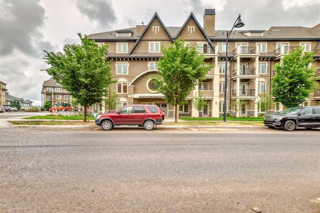 117, 140 Mahogany Street SE, Calgary — main listing photo
