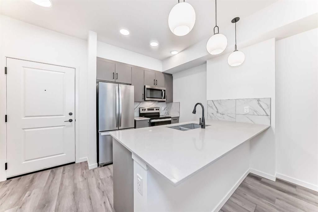 117, 140 Mahogany Street SE, Calgary — photo 5 of 42
