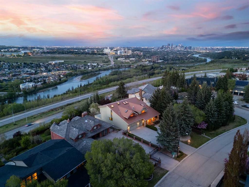 38 Patterson Drive SW, Calgary — photo 4 of 50