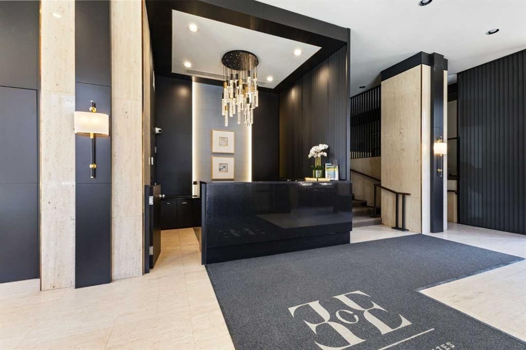 102K, 500 Eau Claire Avenue SW, Calgary — main listing photo