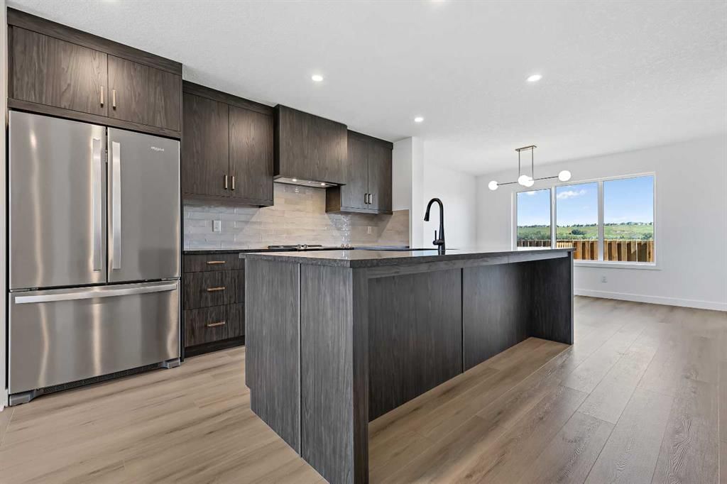 894 Wolf Willow Boulevard SE, Calgary — main listing photo