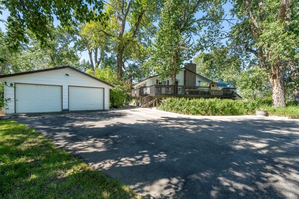530027 56 Street E, Rural Foothills County — photo 5 of 47