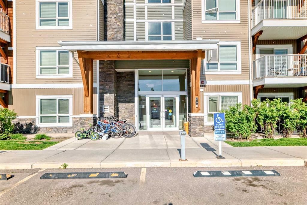 7213, 302 Skyview Ranch Drive NE, Calgary — photo 3 of 35