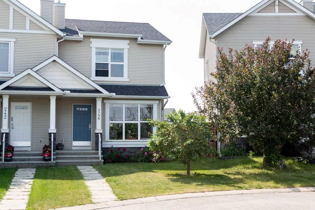246 Cramond Court SE, Calgary — photo 3 of 22