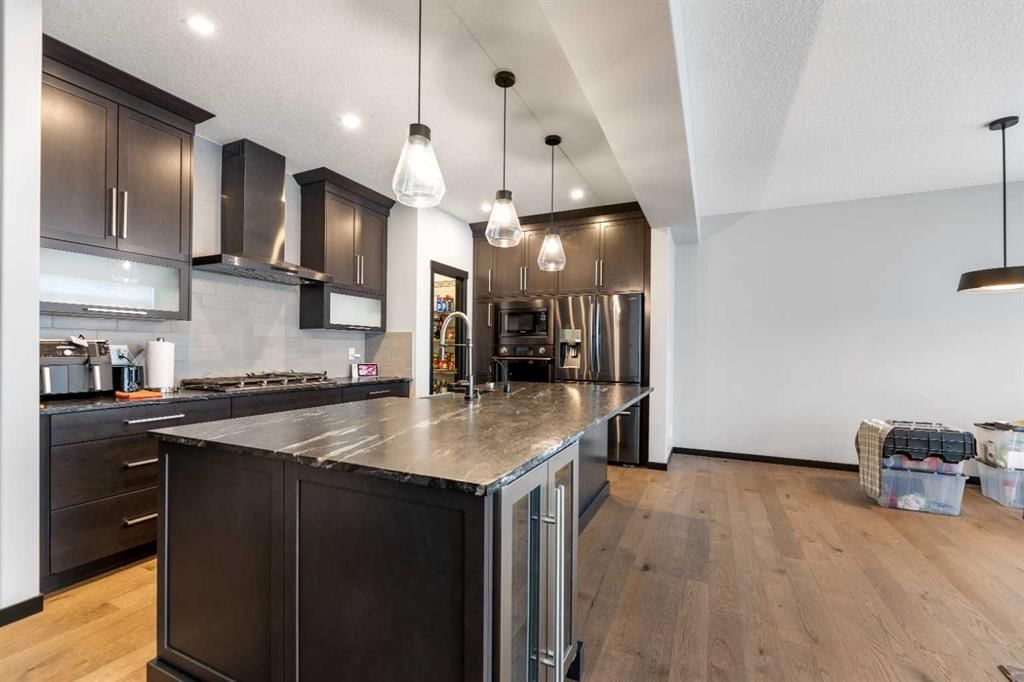 54 Sage Bluff Rise NW, Calgary — photo 5 of 35