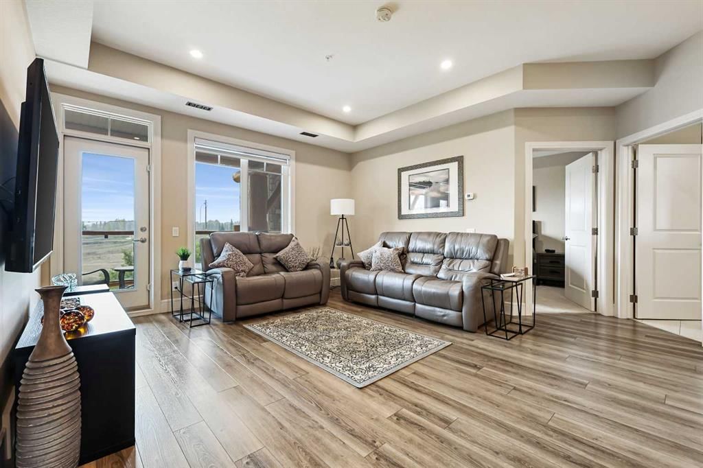 2347, 2330 Fish Creek Boulevard SW, Calgary — photo 5 of 50
