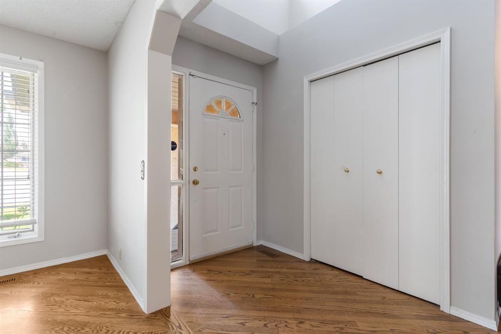 39 Harvest Oak Green NE, Calgary — photo 3 of 47