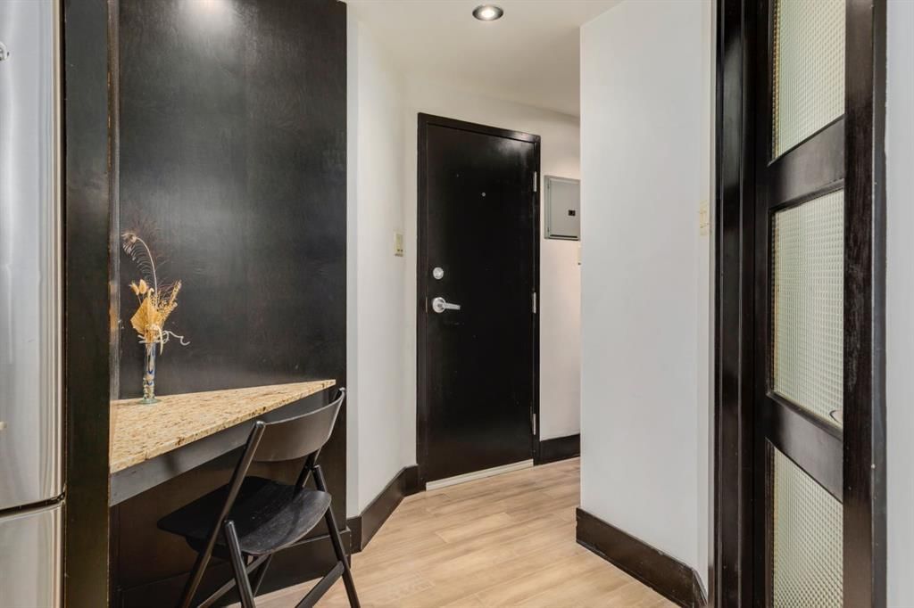 403, 1815 16 Street SW, Calgary — photo 3 of 16