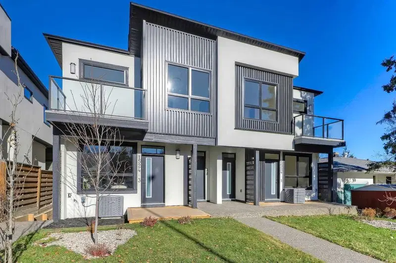 3, 1524 29 Avenue SW, Calgary — main listing photo