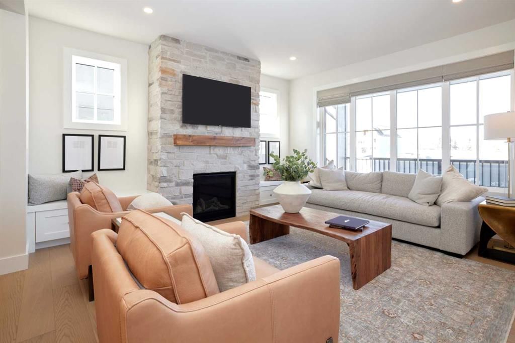 219 Calais Drive SW, Calgary — main listing photo