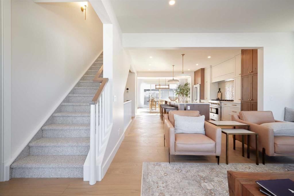 219 Calais Drive SW, Calgary — photo 3 of 49