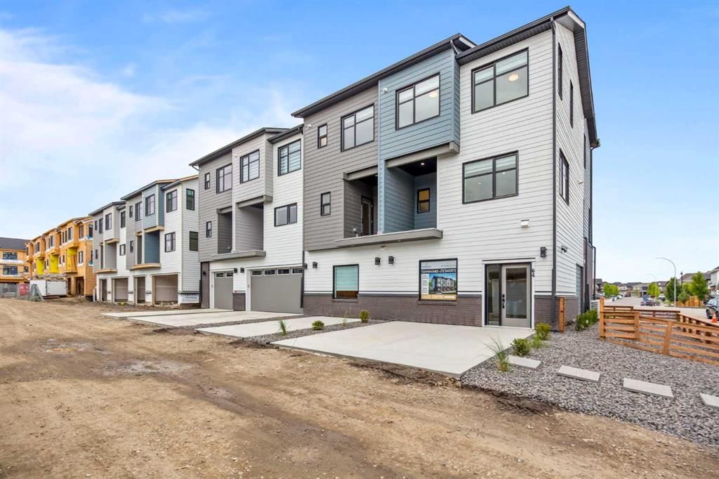 81, 903 Mahogany Boulevard, Calgary — photo 2 of 42
