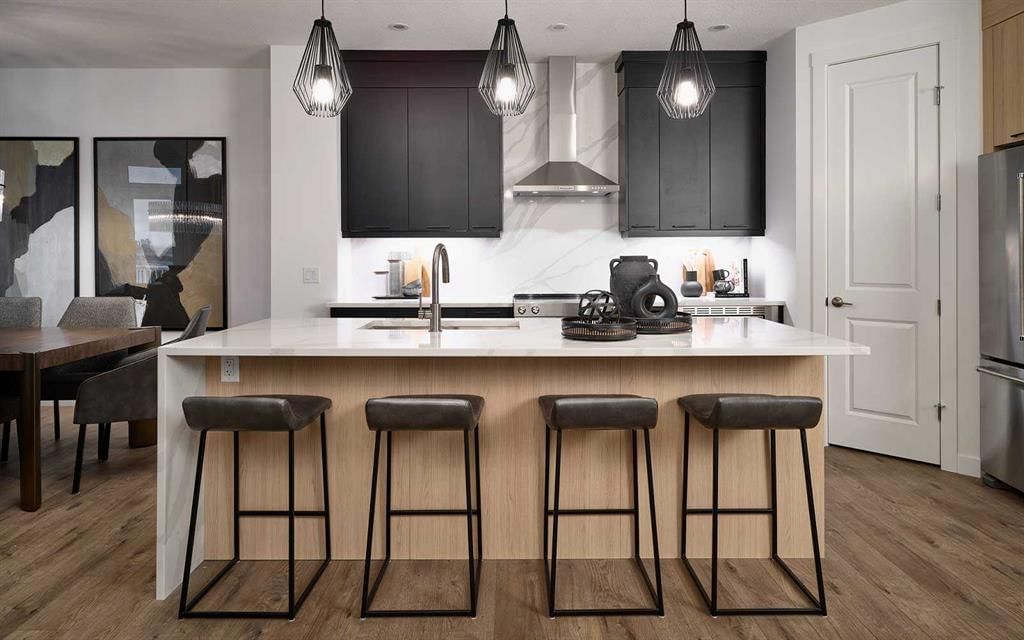 297 Lucas Place NW, Calgary — photo 4 of 15