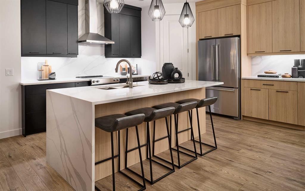 297 Lucas Place NW, Calgary — photo 5 of 15