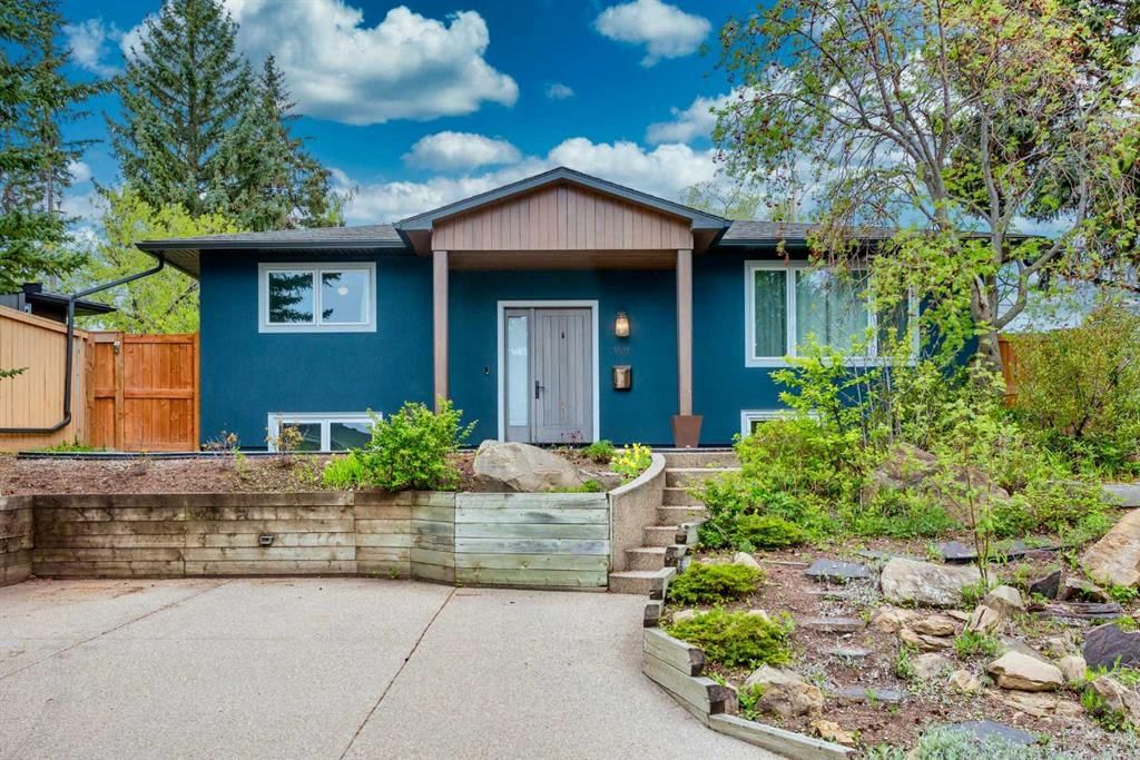 101 Wimbledon Crescent SW, Calgary — photo 2 of 13