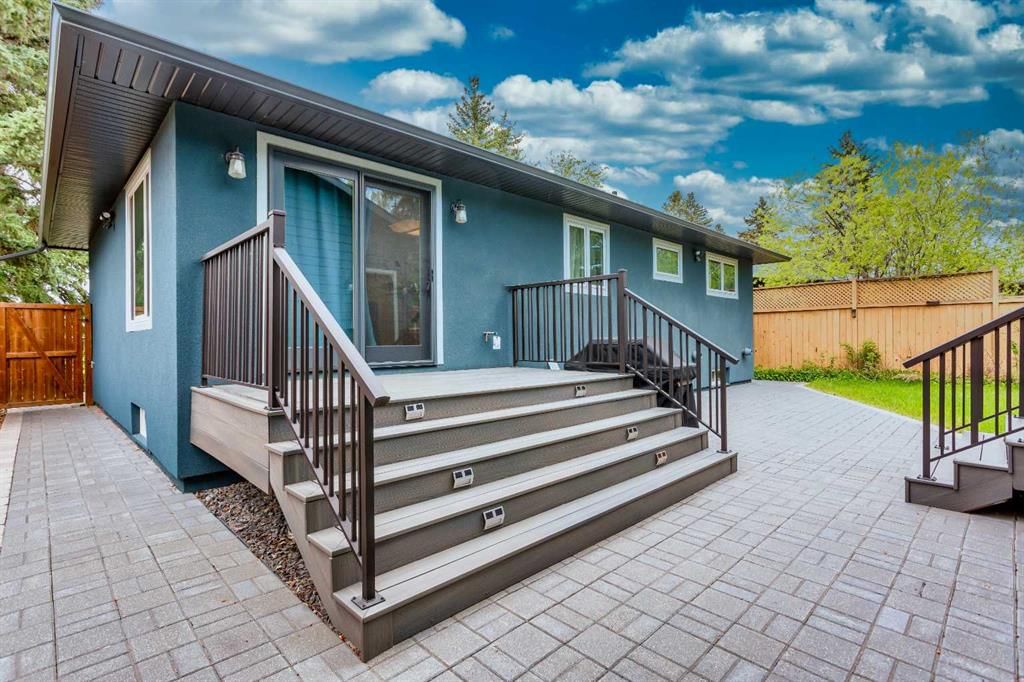 101 Wimbledon Crescent SW, Calgary — photo 4 of 13