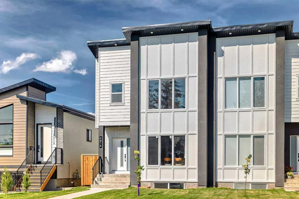 4816 70 Street NW, Calgary — main listing photo