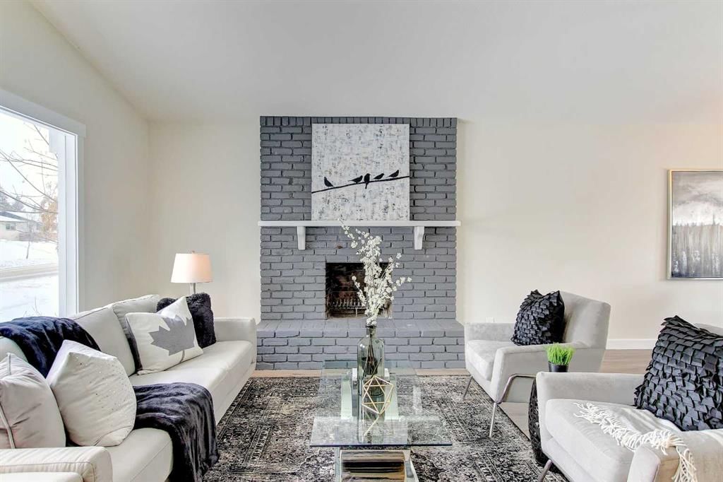 272 Acadia Drive SE, Calgary — photo 3 of 45