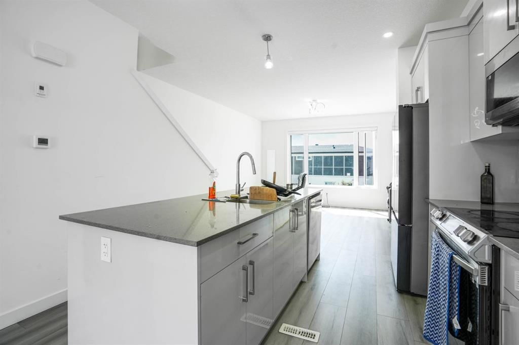 235 Saddlepeace Crescent NE, Calgary — photo 4 of 50