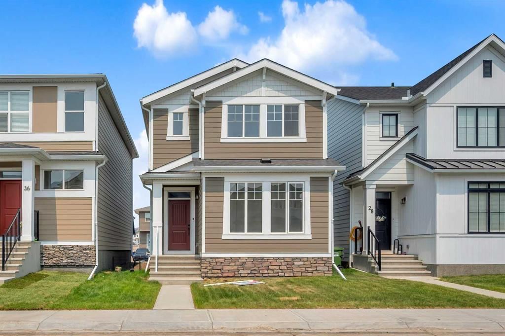 32 Rowmont Common NW, Calgary — photo 2 of 50