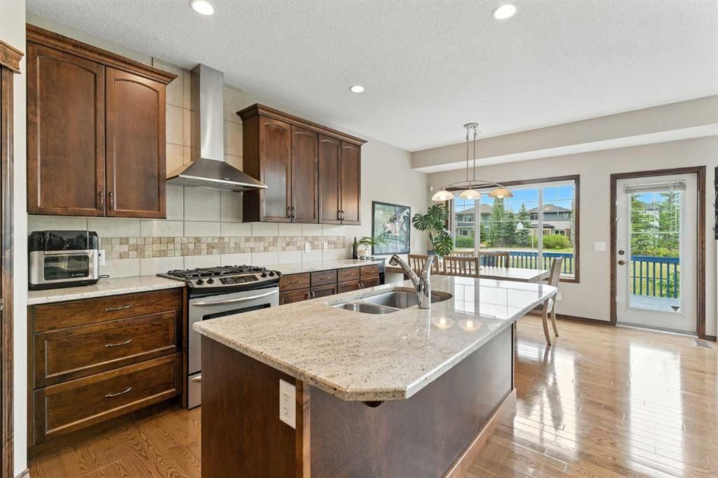 148 Chaparral Valley Terrace SE, Calgary — photo 5 of 39